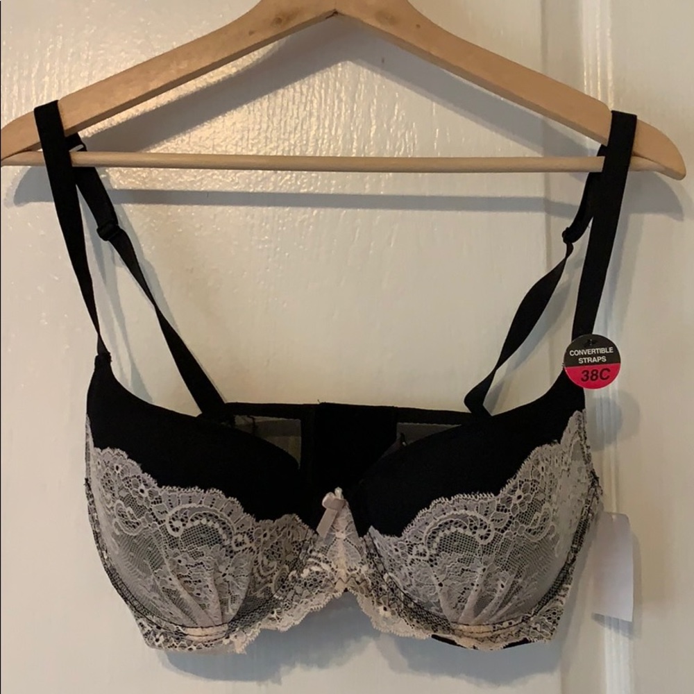 NWT never worn lace bra